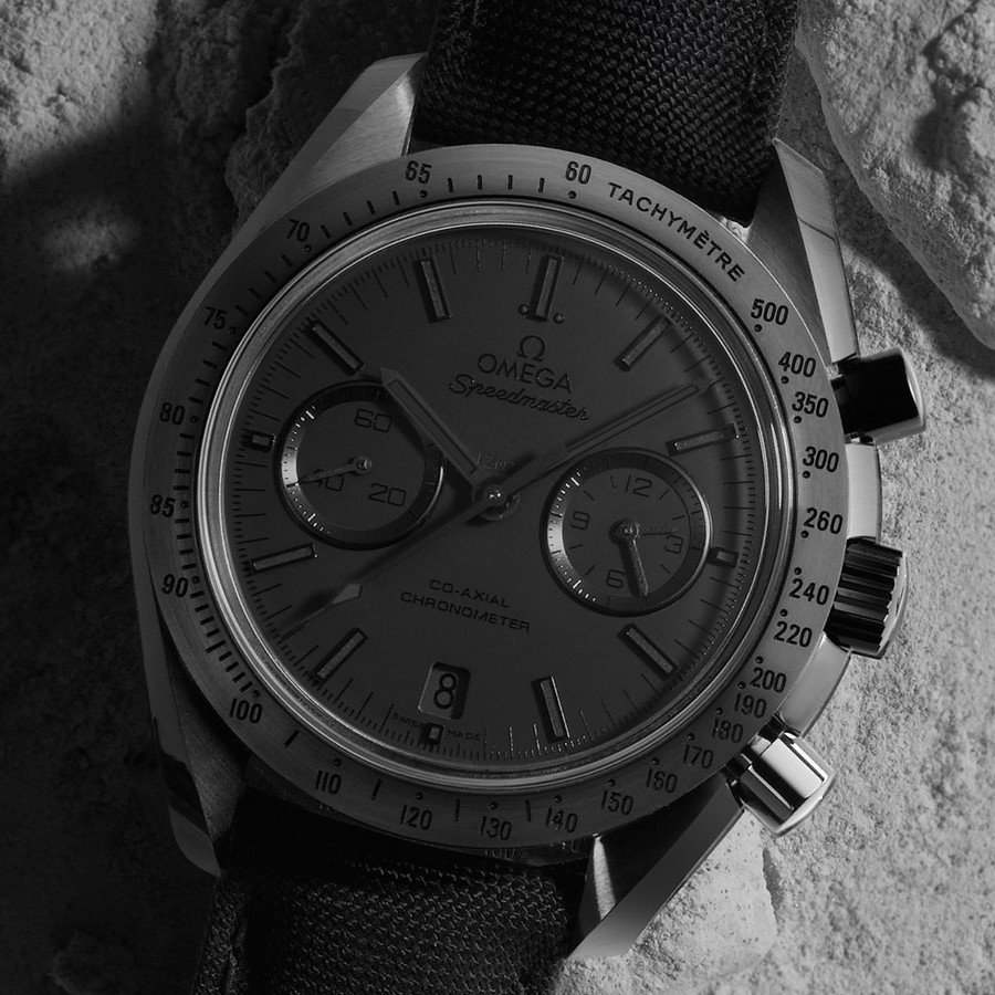 Montre Omega Speedmaster Dark Side of The Moon Black Black automatique Co-Axial bracelet textile noir 44,25 mm 311.92.44.51.01.0
