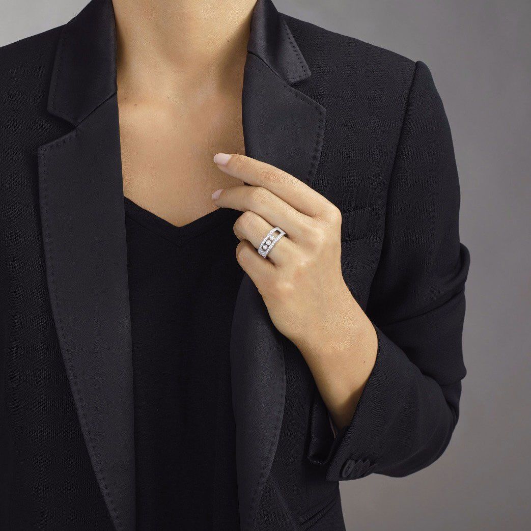 Bague Messika Move Joaillerie S Full Pavée en or rose et diamants