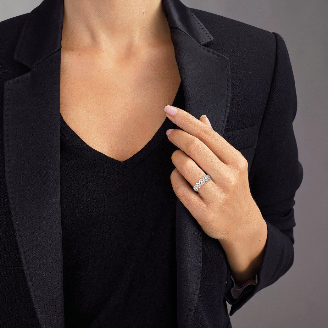 Alliance Messika Joy tour complet en or blanc et diamants