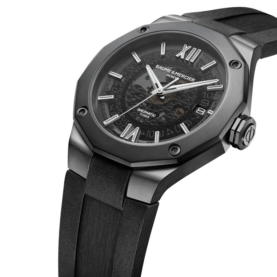 Montre Baume et Mercier Riviera ADLC noir automatique cadran noir bracelet caoutchouc noir 42 mm 10617