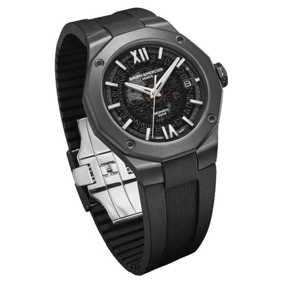 Montre Baume et Mercier Riviera ADLC noir automatique cadran noir bracelet caoutchouc noir 42 mm 10617