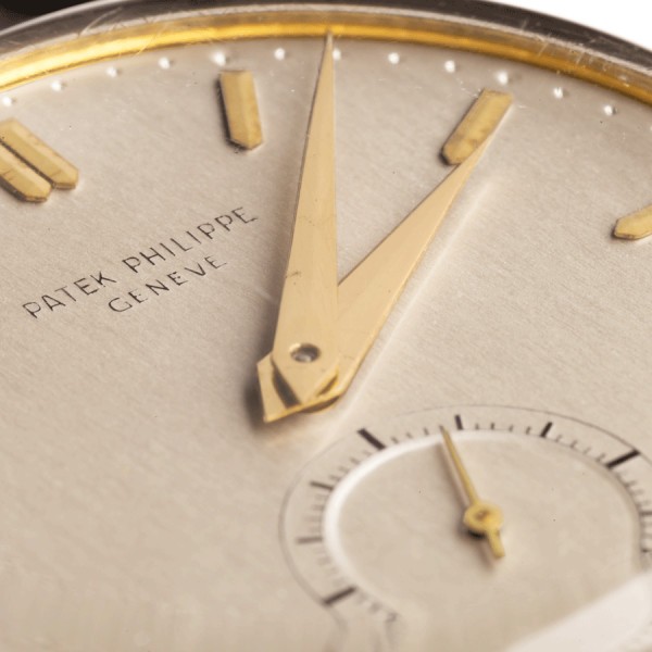 Montre Patek Philippe Calatrava Jumbo en or jaune remontage manuel 1951 36 mm 570