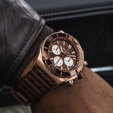 Breitling Super Chronomat B01 pink gold automatic watch brown dial brown rubber strap 44 mm RB0136E31Q1S1