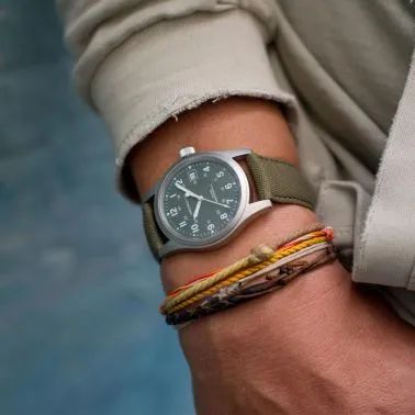 Montre Hamilton Khaki Field mécanique cadran vert bracelet textile 38 mm H69419363