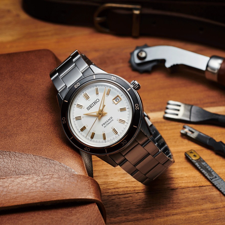 Montre Seiko Presage Style 60s automatique cadran blanc bracelet acier 40,8 mm SRPG03J1