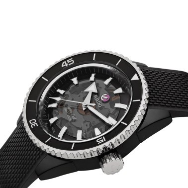 Montre Rado Captain Cook High Tech Ceramic automatique cadran noir bracelet caoutchouc noir 43 mm R32127156