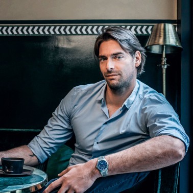 Montre Frédérique Constant Highlife COSC cadran bleu bracelet acier 41 mm FC-303N4NH6B