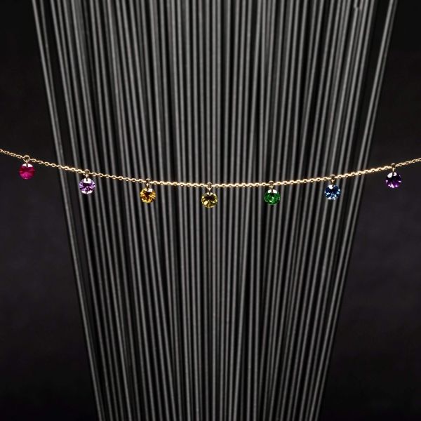 Collier La Brune et La Blonde Confetti Rainbow en or jaune et pierres précieuses 0,90 carat