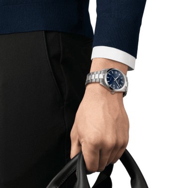 Tissot Gentleman Titanium watch quartz blue dial titanium bracelet 40 mm T127.410.44.041.00