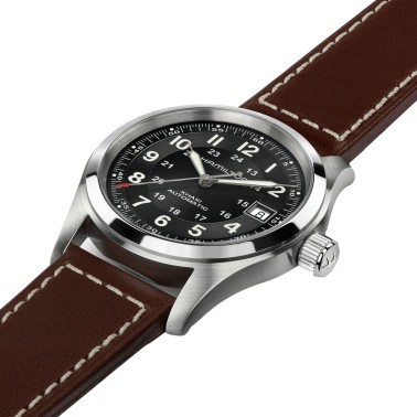 Montre Hamilton Khaki Field cadran noir bracelet cuir brun 38 mm