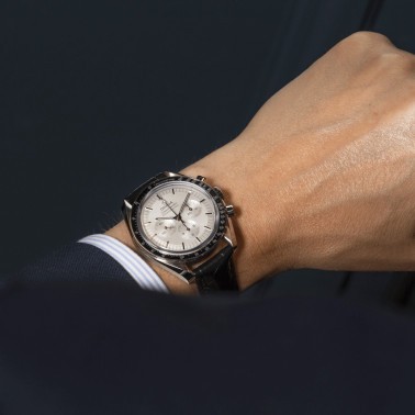 Omega Speedmaster Moonwatch Professional Chronograph Co-Axial Master Chronometer Canopus gold leather strap 42 mm