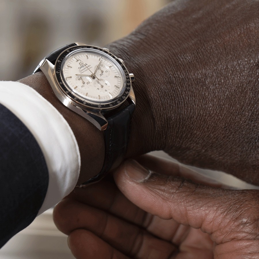 Omega Speedmaster Moonwatch Professional Chronograph Co-Axial Master Chronometer Canopus gold leather strap 42 mm
