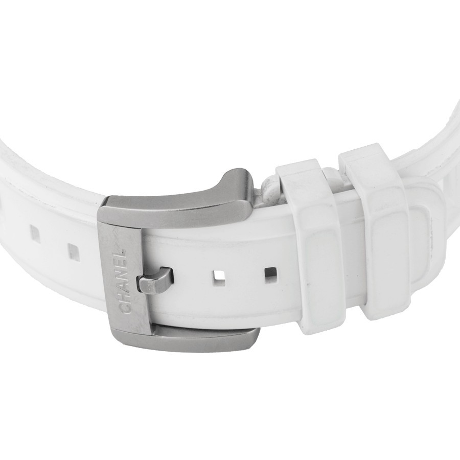 Montre Chanel J12 automatique cadran blanc bracelet caoutchouc blanc