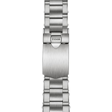 Montre Tudor Black Bay GMT automatique lunette Pepsi cadran noir bracelet acier 41 mm M79830RB-0001