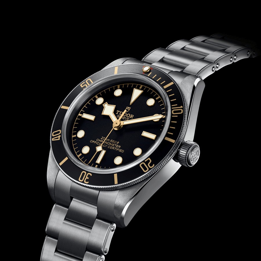 Montre Tudor Black Bay Fifty-Eight automatique cadran noir bracelet acier 39 mm M79030N-0001