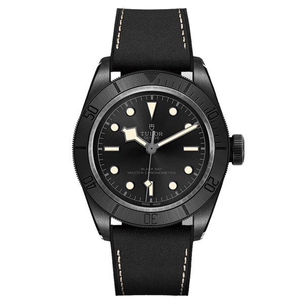 Montre Tudor Black Bay Ceramic automatique cadran noir bracelet cuir et caoutchouc noir 41 mm M79210CNU-0001