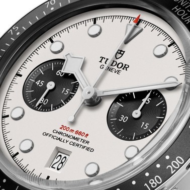 Montre Tudor Black Bay Chrono automatique cadran opalin bracelet acier 41 mm M79360N-0002