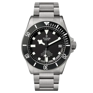 Tudor Pelagos automatic watch right-hand version black dial titanium bracelet 42 mm M25600TN-0001