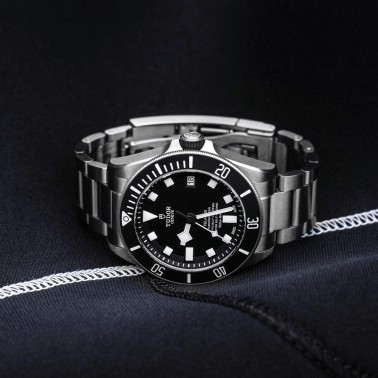 Montre Tudor Pelagos automatique version droitier cadran noir bracelet titane 42 mm M25600TN-0001