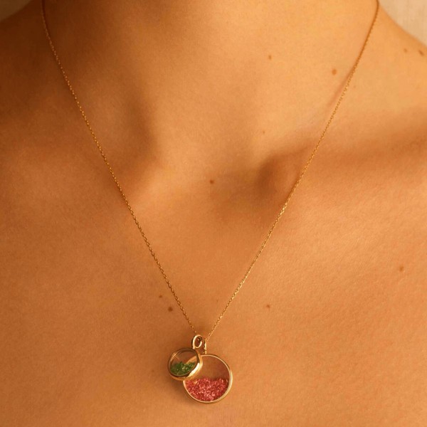 Pendentif Aurélie Bidermann Chivor Mini Modèle en or jaune et émeraudes - CHISA00EM