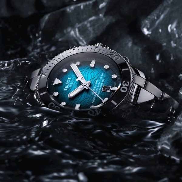 Montre Tissot Seastar 2000 Professional Powermatic 80 cadran bleu clair bracelet acier 46 mm T120.607.11.041.00