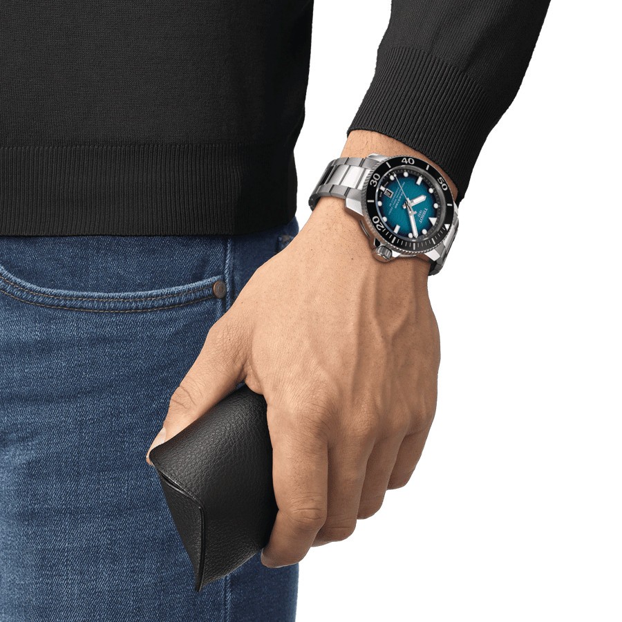 Montre Tissot Seastar 2000 Professional Powermatic 80 cadran bleu clair bracelet acier 46 mm T120.607.11.041.00