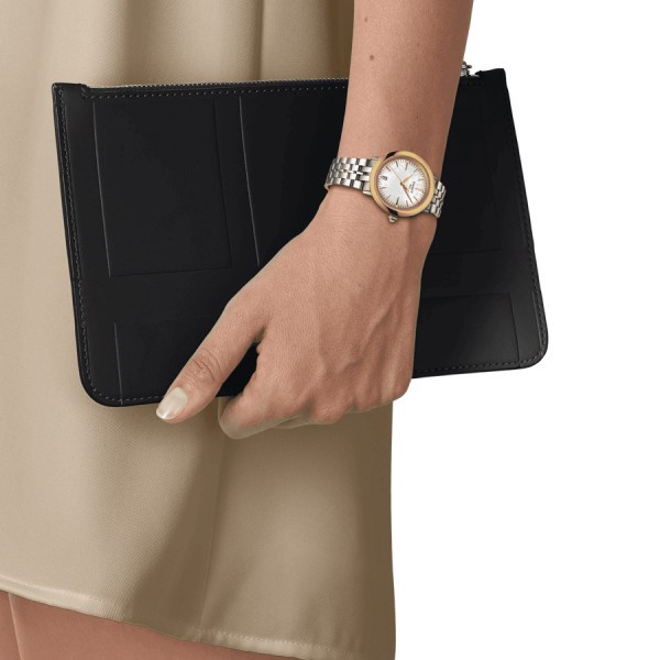 Montre Tissot Glendora quartz lunette or jaune cadran couleur nacre blanche bracelet acier 33 mm T929.210.41.116.01