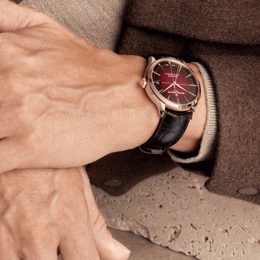 Montre Baume et Mercier Clifton Baumatic Or rose automatique cadran bordeaux bracelet cuir noir 39 mm