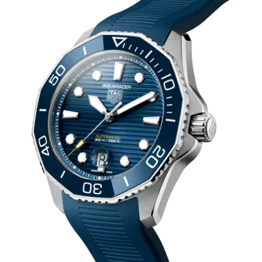 Montre TAG Heuer Aquaracer Professional 300 automatique cadran bleu bracelet caoutchouc bleu 43 mm WBP201B.FT6198