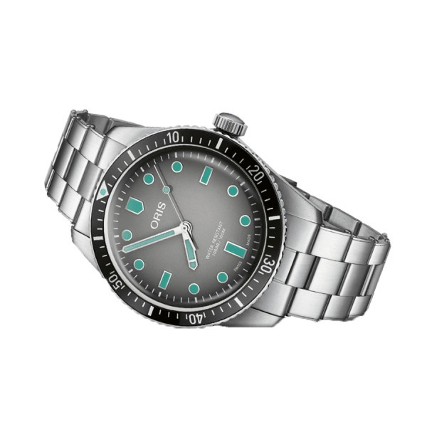 Montre Oris Divers Sixty-Five automatique cadran gris bracelet acier 40 mm 01 733 7707 4053-07 8 20 18