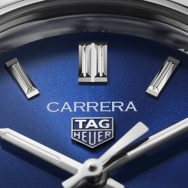 Montre Tag Heuer Ladies Carrera Calibre 9 automatique cadran bleu bracelet acier 29 mm WBN2411.BA0621
