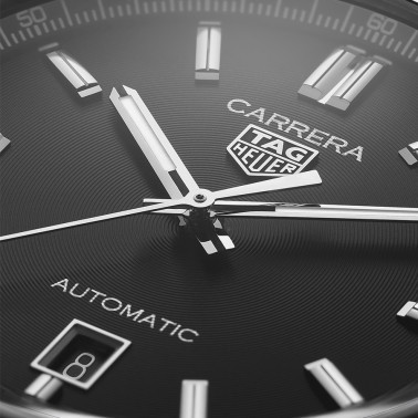 Montre Tag Heuer Carrera Calibre 5 automatique cadran noir bracelet acier 39 mm WBN2110.BA0639