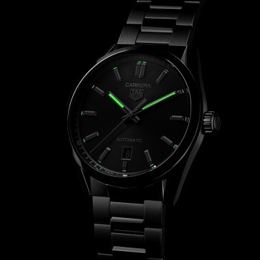 Montre Tag Heuer Carrera Calibre 5 automatique cadran noir bracelet acier 39 mm WBN2110.BA0639