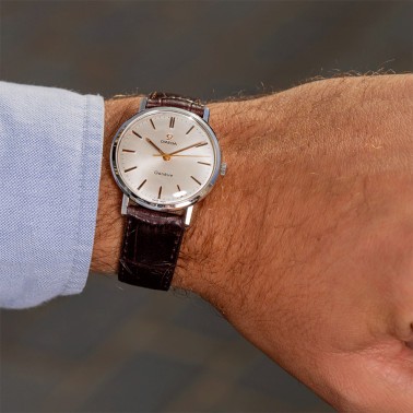 Montre Omega Genève mécanique 34 mm 1965's Ref. 132.019 