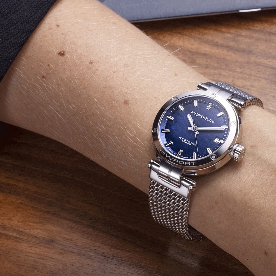 Montre Michel Herbelin Newport automatique cadran bleu bracelet acier maille milanaise 35 mm 1658/90B