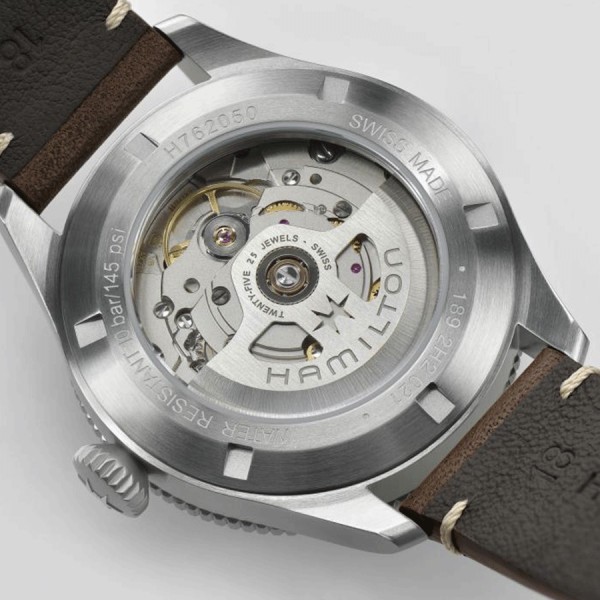 Montre Hamilton Pilot Pioneer Auto automatique cadran noir bracelet cuir marron 38 mm H76205530