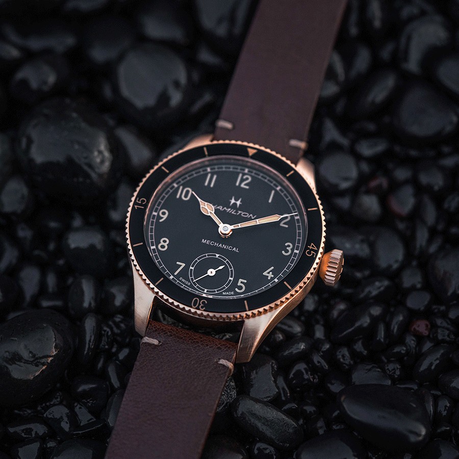 Montre Hamilton Pilot Pioneer Petite Seconde Mechanical bronze mécanique cadran noir bracelet cuir marron 43 mm