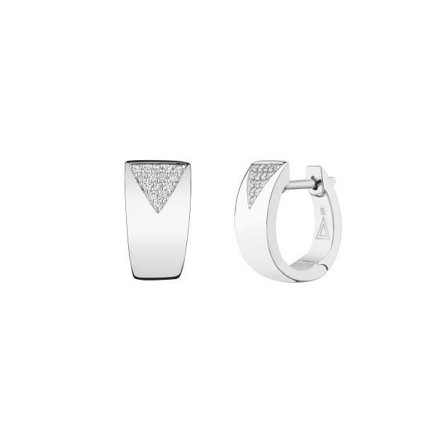 Lepage La Superbe earrings in white gold and diamonds