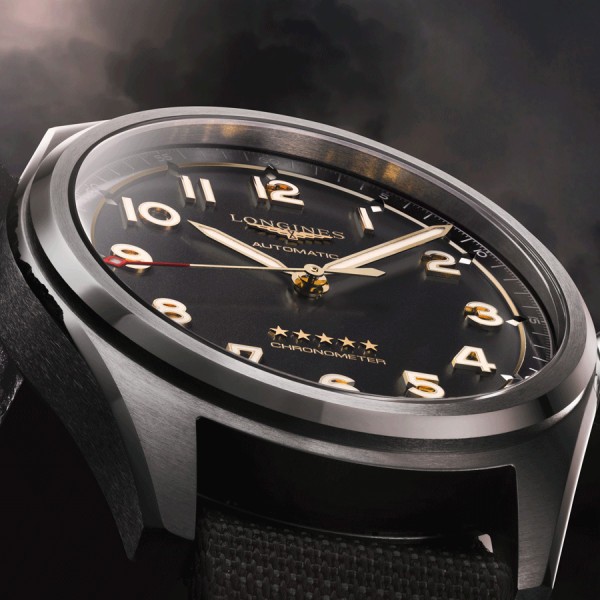 Montre Longines Spirit automatique cadran anthracite bracelet synthétique anthracite 40 mm L3.810.1.53.2