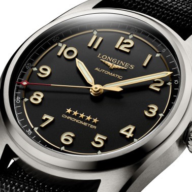 Montre Longines Spirit automatique cadran anthracite bracelet synthétique anthracite 40 mm L3.810.1.53.2