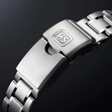 Montre Grand Seiko Sport automatique Spring Drive cadran noir bracelet titane 44,2 mm SBGA463G