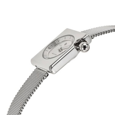 Montre Lip Mach 2000 Mini Square quartz cadran argenté bracelet acier maille milanaise 30 x 28 mm 671108