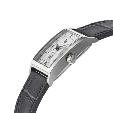 Montre Lip Churchill T26 automatique cadran argenté bracelet cuir gris 42 x 26 mm 671285