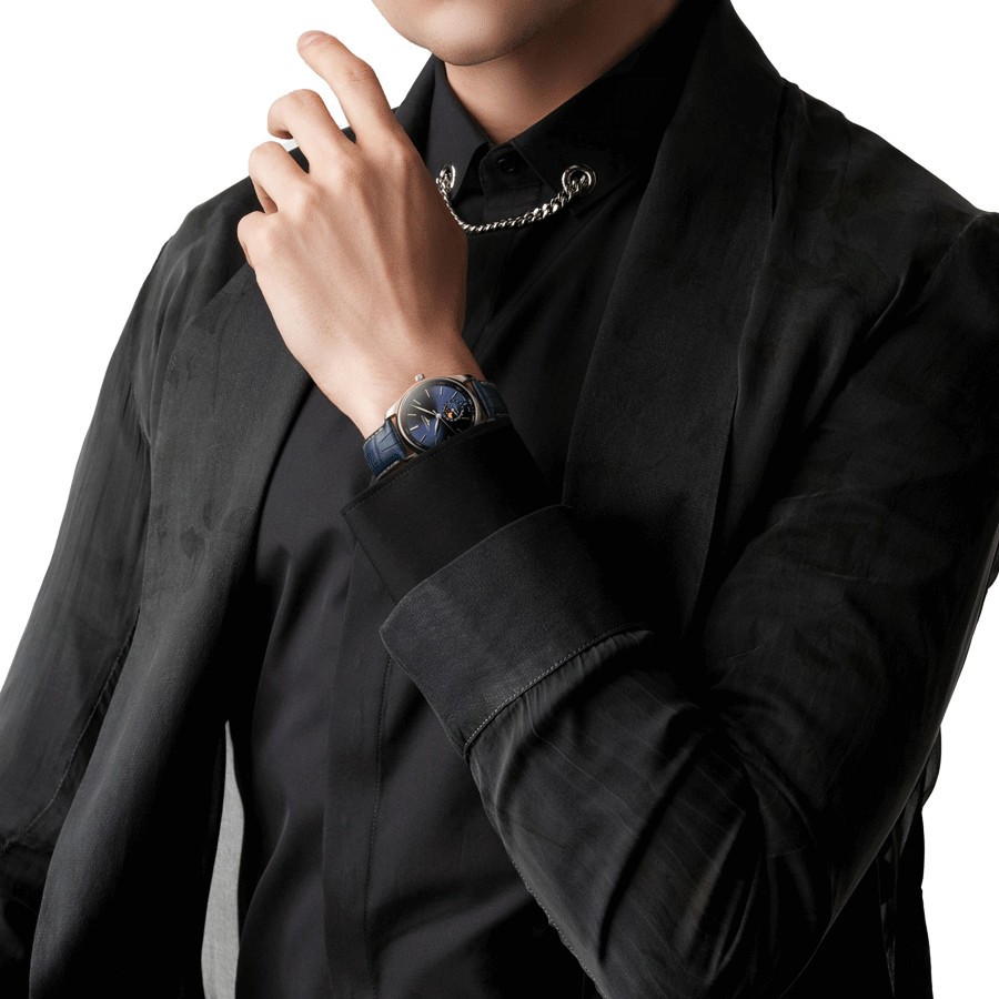 Montre Longines Master Collection automatique cadran bleu phases de lune bracelet cuir bleu 40 mm L2.909.4.92.0