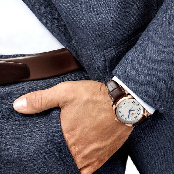 Montre Longines Master Collection automatique or rose cadran argenté bracelet cuir brun 40 mm