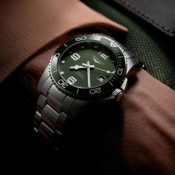 Montre Longines HydroConquest automatique cadran vert bracelet acier 41 mm L3.781.4.06.6