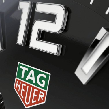 Montre TAG Heuer Formula 1 quartz cadran noir bracelet caoutchouc 43 mm CAZ1010.FT8024