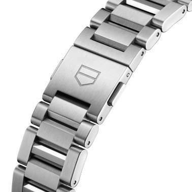 Montre TAG Heuer Carrera Calibre 16 cadran noir bracelet acier 41 mm