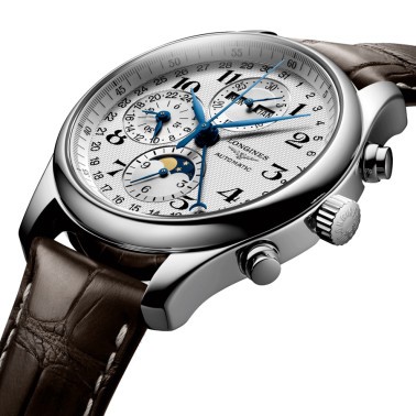 Montre Longines Master Collection automatique chrongraphe cadran argenté bracelet croco marron 42 mm