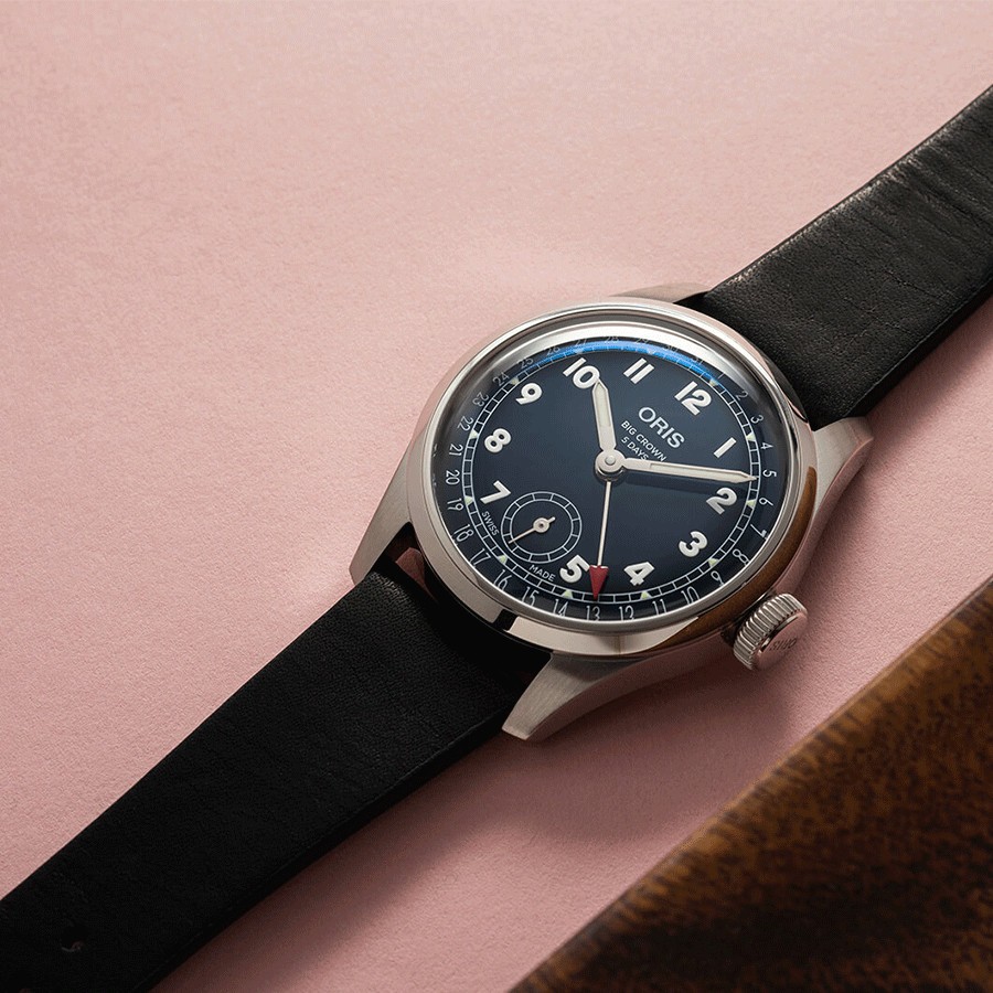 Oris Big Crown Pointer Date Caliber 403 blue dial black leather strap 38 mm